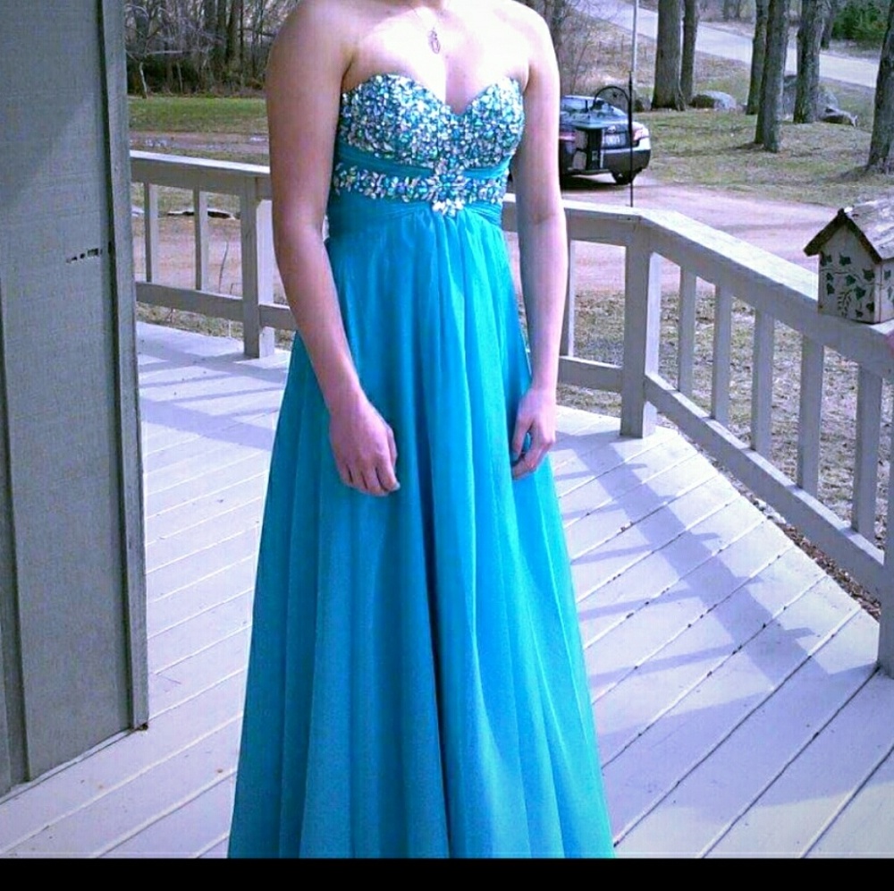Strapless prom dress